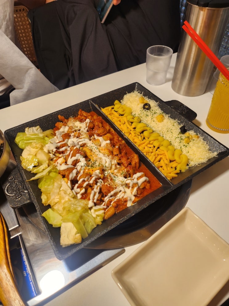 [홍대맛집]헬로팬 - 맛과 서비스.. 솔직한 리뷰
