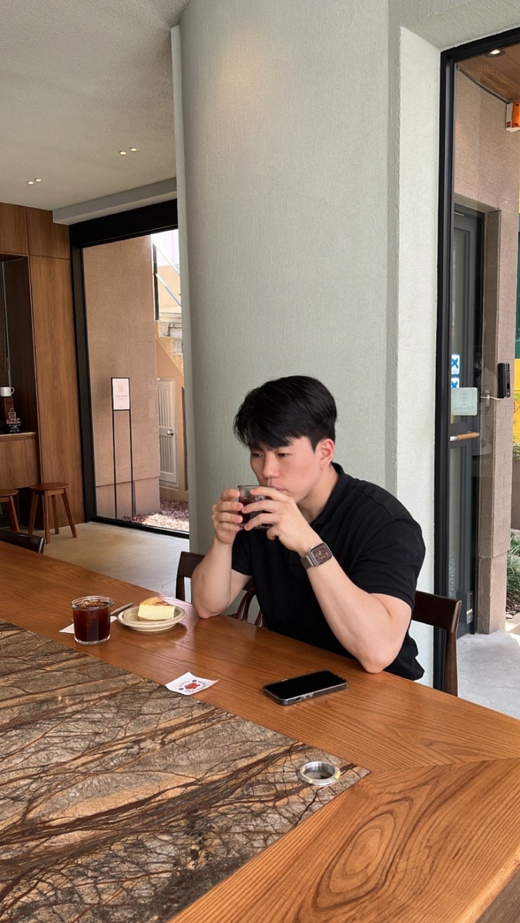 폴로 랄프로렌 남자 커스텀 핏 반팔 카라티셔츠 후기 기본에 충실한 데일리 카라티셔츠