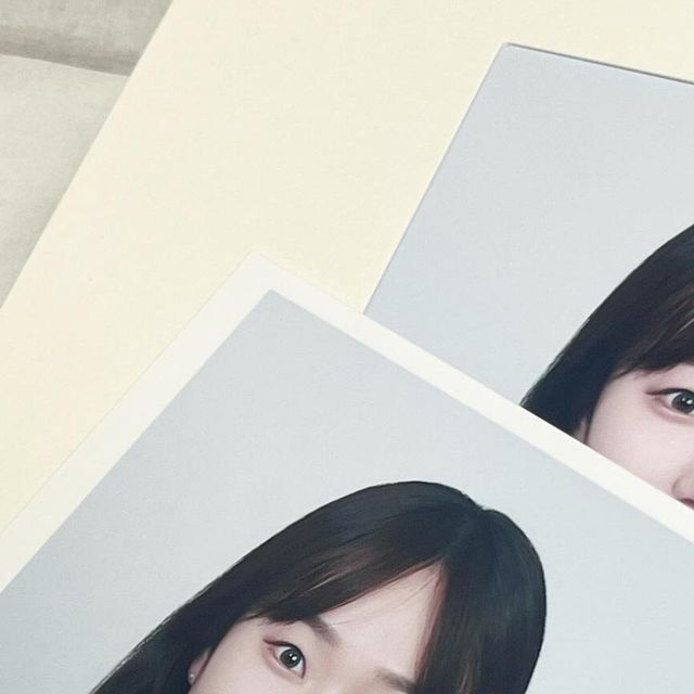 백주현 on Instagram: "Studioarn📸#광고 
.
오랜만에 맘에드는 증명사진 겟
작가님 풍기는 이미지도 편안하시고
스튜디오도 넓고 좋아서
찍히는 저도 마음이 편했습니다 감사합니다
연주프로필도 찍어주시면 좋겠어요ㅎㅎ
.
.
#분당사진관#분당증명사진#용인사진관#정자동사진관
#성악#photooftheday#like"
