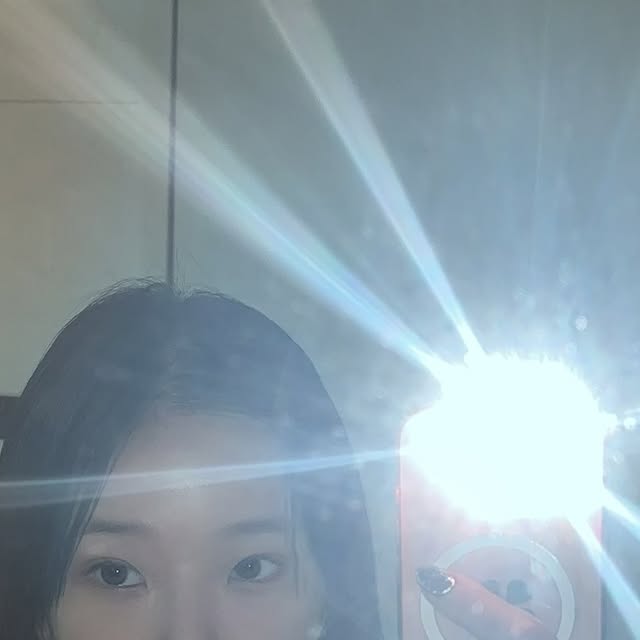 재니 on Instagram: "조금 일찍 만나본 티르리르 신상 쥬얼리
볼드한 느낌의 실버링이라 요즘 추구미에 찰떡템 
@tirrlirr_official 
기존 티르리르와는 조금 다른 무드로 새롭게 리뉴얼한 모습으로 만나볼수있어요
단독상품을 출시는 안비밀🩶

#티르리르 #실버쥬얼리 #실버주얼리 #실버반지 #실버주얼리브랜드 #무신사 #29CM #여성악세사리"