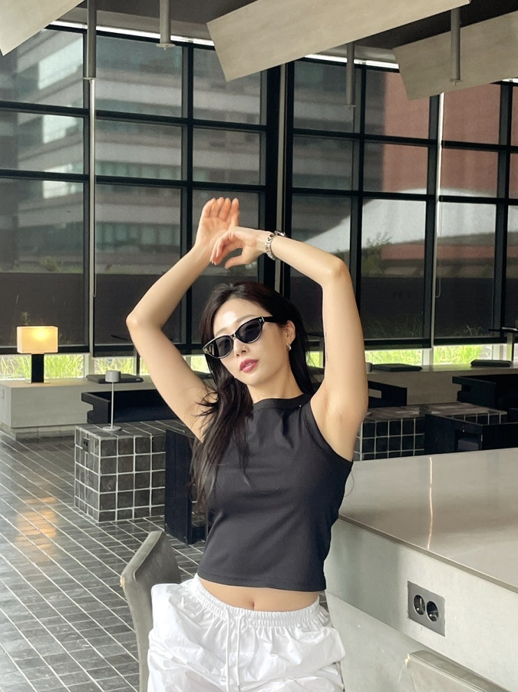 캣츠아이 여자 선글라스 모먼트어스 힙함 한 스푼 CANE