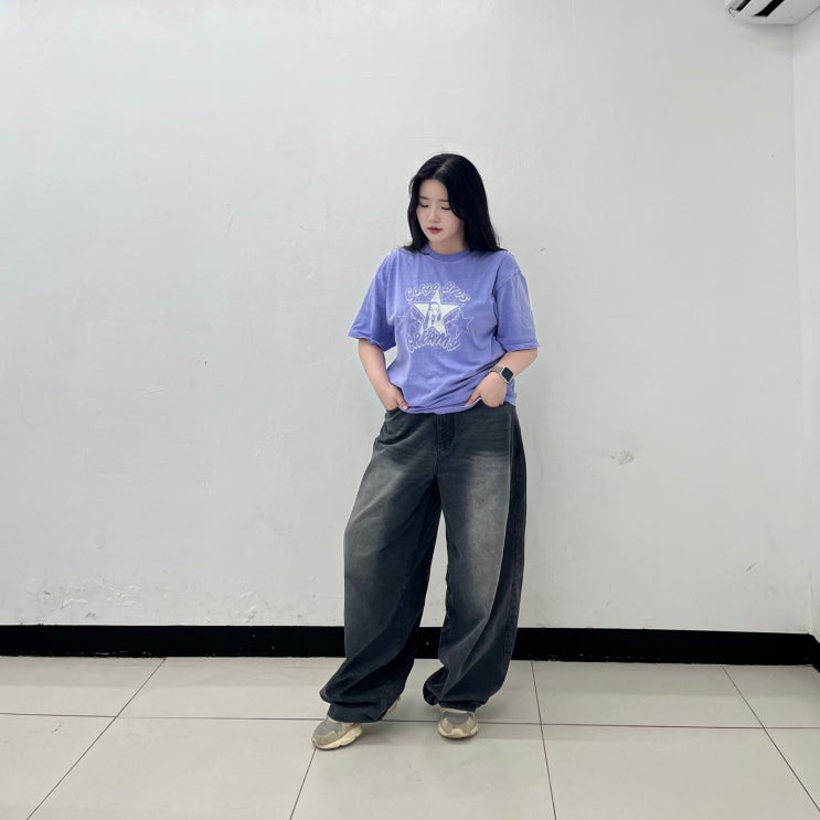스탠다드에러 와이드 벌룬핏 청바지 꾸안꾸 코디 아이템으로 추천