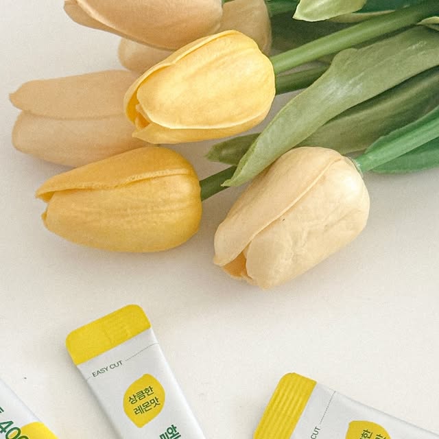 ᵀᵂᴵᴺᴷᴸᴱ ᴶ💛 on Instagram: "#광고

바쁜 하루, 나를 위한 루틴 한 포🍋
헬퓨 미오 이노시톨 4000으로 여성 밸런스 케어 시작!

✔ 100% 식물 유래 미오이노시톨 4000mg
✔ 콜린 + 엽산 + 활력 비타민 6종까지
✔ 첨가물 ZERO, NON-GMO, 100% 비건 인증
✔ 파우더 스틱 타입이라 가볍게 톡, 깔끔한 레몬맛까지💛

이제 내 리듬도 스마트하게 관리할 때🫶
매일 한 포로 건강 루틴 완성하세요!

#헬퓨#이노시톨효능#미오이노시톨#콜린이노시톨#비건이노시톨#이노시톨추천#이노시톨4000#임산부이노시톨#생리주기영양제#생리통영양제"
