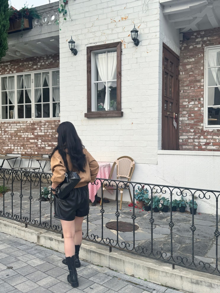 [비바브라운(VIVABROWN)] 카라 블루종 스웨이드 자켓 카멜 후기