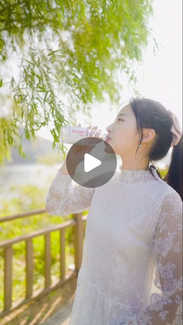 강남자취몽 / 자취일상 (24) on Instagram: "🏞 EVIAN WATER 🏞
@evianwater, @evian_community

내 손 안의 알프스 한모금 💧
프랑스 알프스의 청정한 환경에서 도착한 자연 여과된 건강한 생수

건강한 당신을 위한 스몰럭셔리 에비앙 생수

@evian_community에서 최저가로 구매 가능합니다 💁‍♀️

#LiveYoung #Evian #Evianwater #에비앙 #에비앙서포터즈 #리브영캠페인 #프리미엄생수"