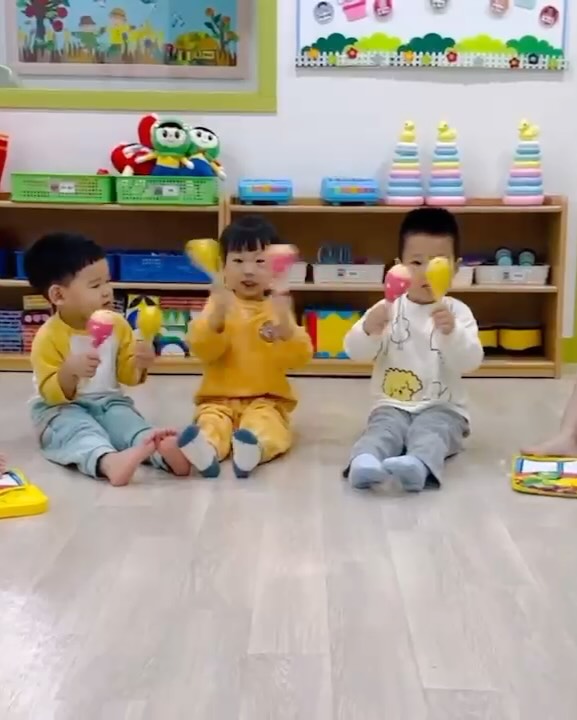 2024/10🍁
1 ㅋㅋㅋㅋㅋㅋㅋㅋㅋㅋㅋㅋㅋㅋㅋㅋㅋㅋㅋㅋ셋다웃김ㅋㅋㅋㅋ
2,3,4 얼집생활
5,6 체험학습
7 개굴이안
8 집중
9,10 가을 만끽
11,12 교회 유치부 적응기
13 적응 완료,,,,,(?)
14 식당에서도 기도하시겤ㅅ다면서ㅎㅎ
15,16 갑자기 야광스티커 찢어서 붙이더니 “나는 산타할아버지다~~“
17 ㅋㅋㅋㅋㅋㅋ갑자기 혼자 잠
18 엄마빠랑 셀카
19 개복치
20 중장비최고