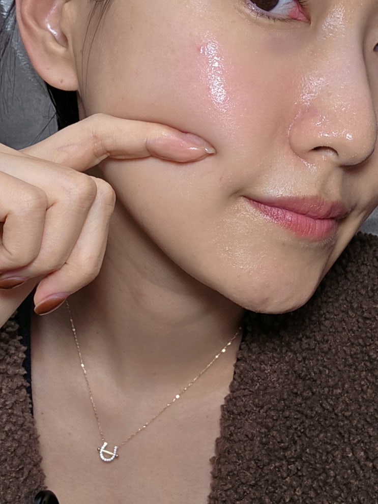 여드름흔적 메디큐브  PDRN 핑크 콜라겐 토닝 겔 패드 관리해요