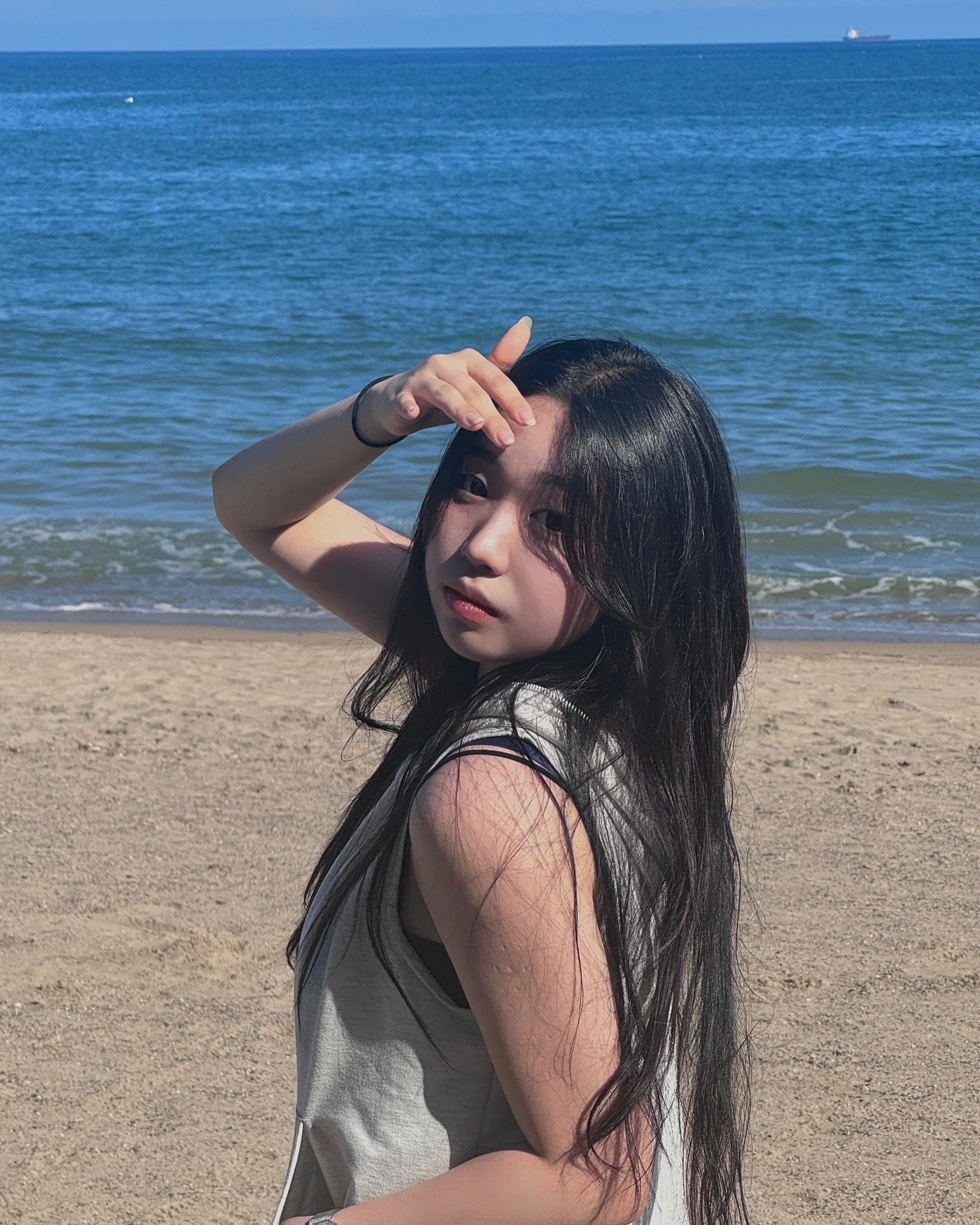 아직 여름이야..😕

포토바이: 대디

#폭염주의보 #여름 #바다