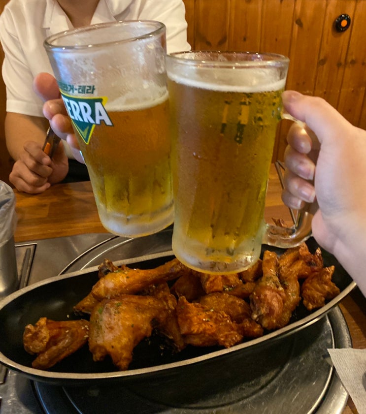 삼성서울병원 근처 치맥하기 좋은 술술풀리는포차