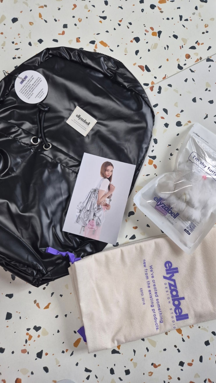 힙한 데일리가방 찾는다면 ellyzabell 엘리자벨 백팩
