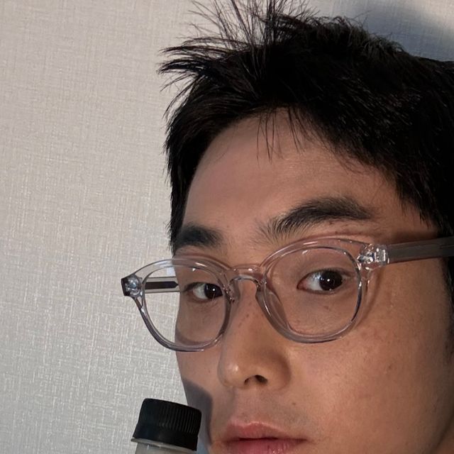 백광렬 on Instagram: "#광고 믹스커피 중독자 백광렬 드디어 스테비아 커피를 찾았다. 고소하고 달달하고 아주 좋다. 운동 가기 전에 한잔, 학교 갈 때 챙겨가기. 너무너무 좋다 용량도 커서 언
