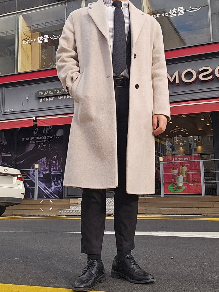 이탈리아 명품 소재로 만들어 선물하기 좋은 러쉬룸 남자 자동 넥타이