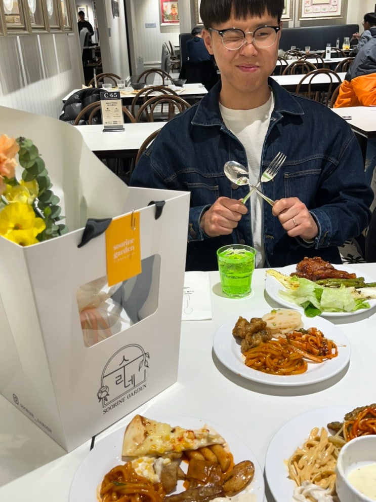 창원애슐리퀸즈 딸기 시즌 뉴코아아울렛 뷔페
