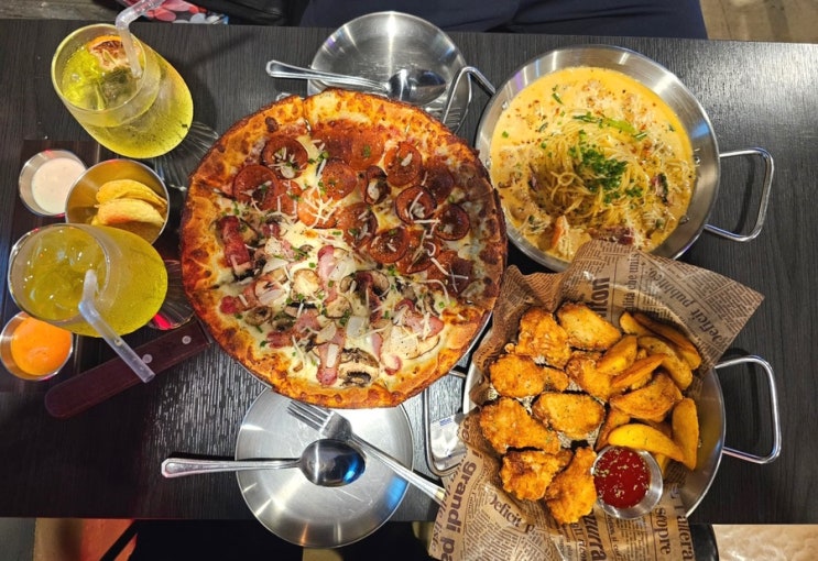 교대역 맛집 피자가맛있는 피자에미치다 방문!