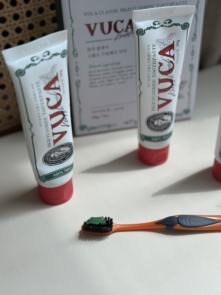 잇몸치약 추천 뷰카(VUCA) 고불소 자연유래 프로폴리스 상쾌한 치약