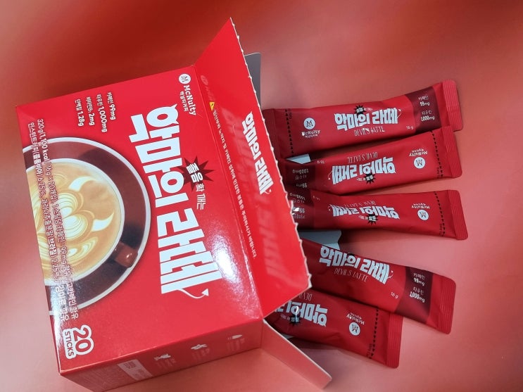 고카페인 커피 추천! 타우린이 들어간 맥널티, '악마의 라떼'