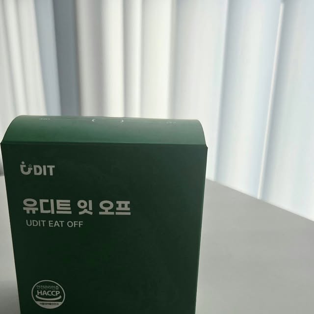 이은경 leeeunkyung Jenny on Instagram: "#광고 #유디트잇오프 
#다이어트식품 #혈당컷 #다이어트

다이어트식품 소개시켜드릴게요
바로 ' 유디트 잇 오프 UDIT EAT OFF '입니다
과한 식용과 불규칙한 식사로 항상 다이어트와 전쟁중이죠...
식전케어가 무너지면 불균형한 식습관으로 이어진다고해요
유디트는 한국인 맞춤 솔류션을 제안해요

☆유디트 특장점
- 전문가 협업 솔루션 (전문가들과 협업으로 완성한 과학적인 솔루션)
- SCI급 등재 원료 (논문에 등재된 해외 프리미엄 원료 배합)
- 한국형 맞춤 포뮬러 (현대인 식습관에 맞춘 한국 로컬라이징 포뮬레이션)
- 인도 다이어트부터 기초영양까지 (비타민,칼슘까지 함량)

★이런분들께 추천드려요
- 규칙적인 식사가 어려우신 분
- 폭식과 과식을 반복하고 계신 분
- 고열량, 고지방 음식을 먹어도 배고픈 분
- 물만 마셔도 살이 찐다는 얘기, 남 얘기 아닌 분
- 다이어트 시작하면 식욕 못참고 고생하시는 분
- 운동해도 살 안 빠지고 근육만 붙는 체질이라 포기한 분
- 밤에 물만 마셔도 다음 날 얼굴이 두 배 되는 분
- 평생 목표체중 아래로 내려가 본 적 없는 분
- 다이어트 성공해도 요요는 200% 오는 체질이라 겁나는 분

※ 극소량 생산되는 인도 과라나 추출물을 사용, 많은 분들의 관심에
원재료 공급에 차질을 겪고 있고, 12월17일 00시부터 예약판매로 전환될 예정이라고 해요"