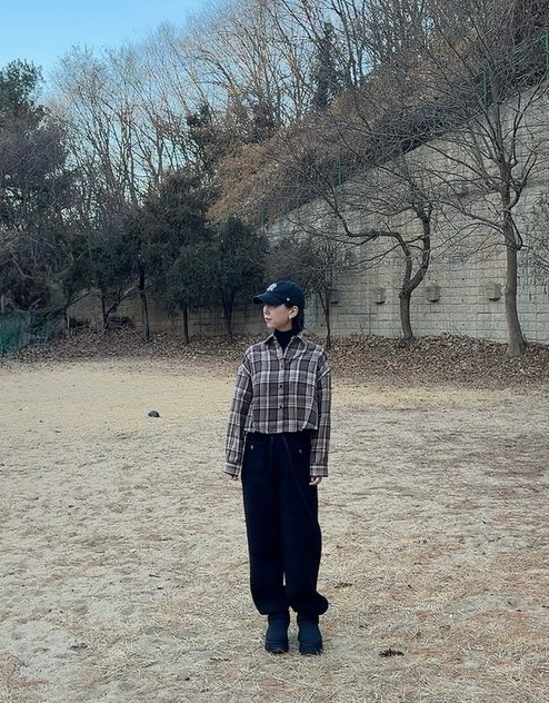 크롭셔츠 추천 비바브라운 포스트 크롭 긴팔 체크 셔츠 브라운 후기