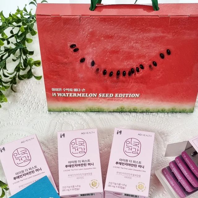 𝒗𝒐𝒗𝒐 𝒎𝒐𝒎💗 on Instagram: "#광고 수박씨🍉 만큼 작은 캡슐 안국건강에서 9월 한달만 리미티드 에디션으로 판매하고 있는 루테인지아잔틴 미니💊 눈건강에 좋고, 목넘김이 편한