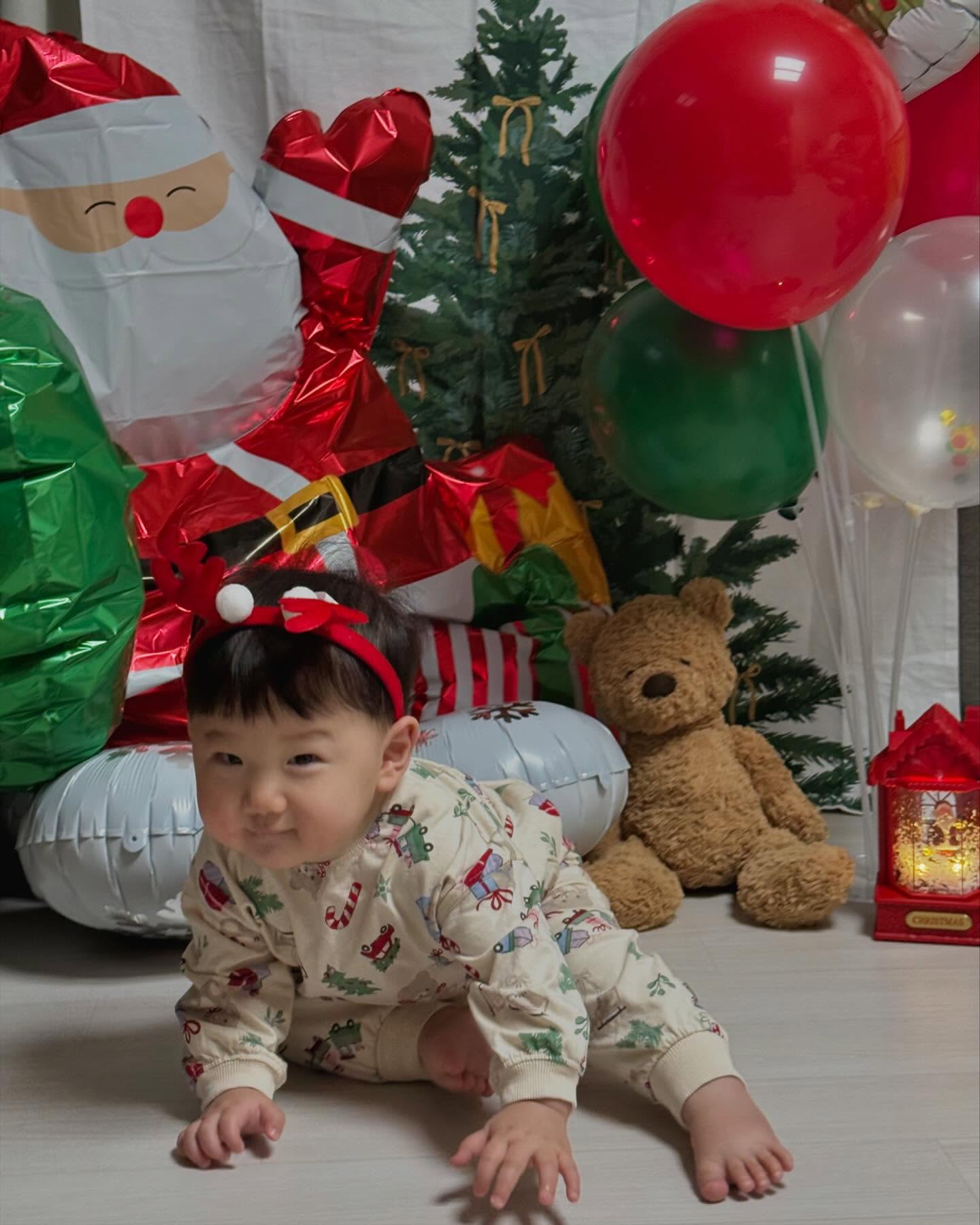 아 몰랑 다 예뻐 다 올령 ❤️

모두들 해피하게 보내기에요 🎅🏻⭐️

#크리스마스이브 #christmaseve #happychristmas #🎄