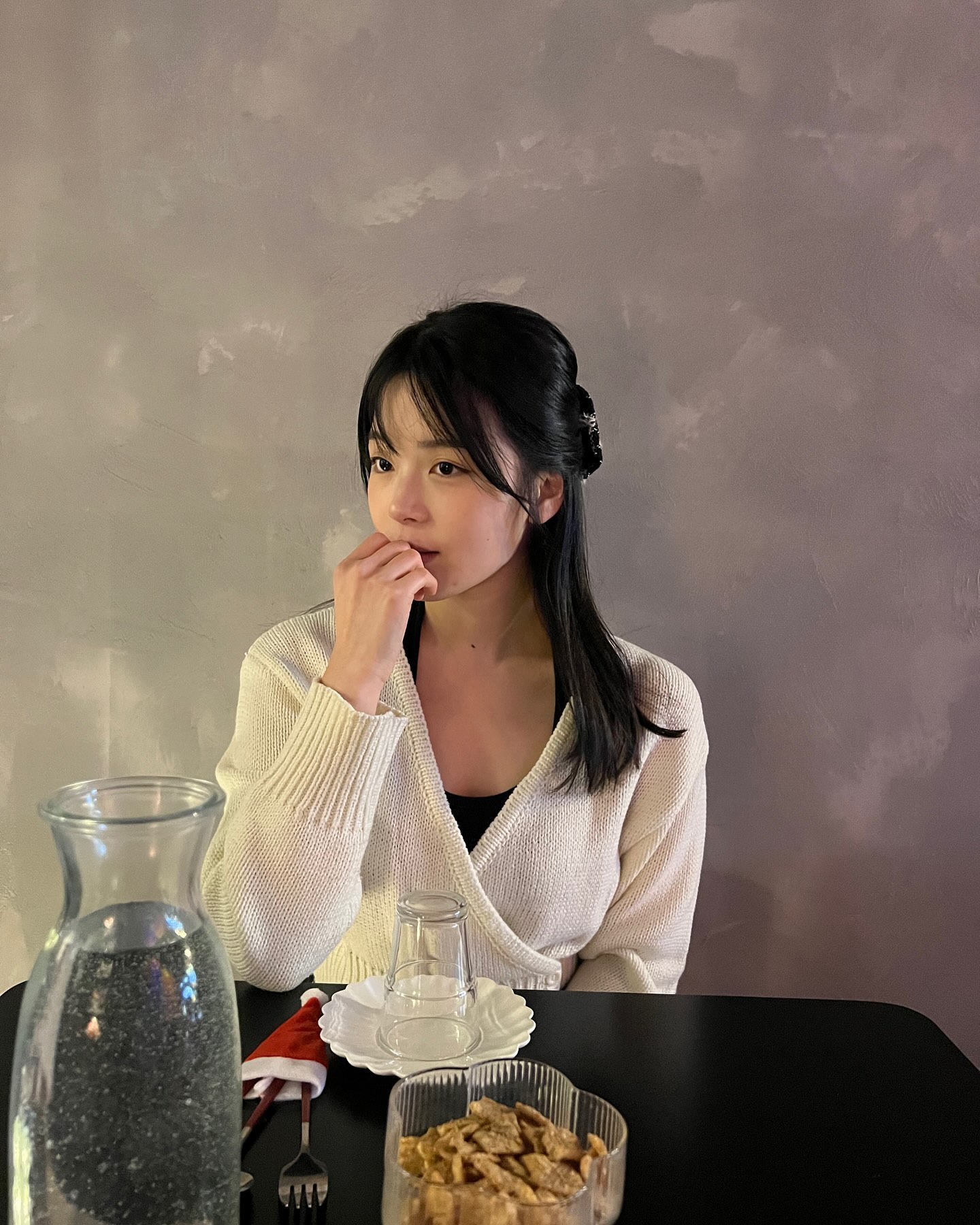 🎄🍷

⠀

⠀

⠀

⠀

⠀

⠀

#일상 #daily #데일리 #소통 #좋아요 #맞팔  #ootd #instagood #셀카  #선팔 #팔로우 #좋아요반사  #f4f #instadaily #follow  #일상스타그램 #좋반 #오오티디  #선팔하면맞팔 #instagram #인친 #얼스타그램 #fff #l4l