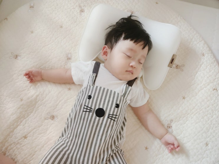 아이누오 아기짱구베개 사용시기 쌍둥이 두상관리