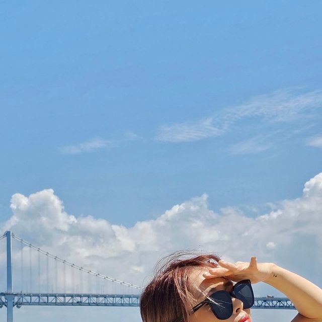mimi💎 on Instagram: "구름이 사기였어 ☀️🌊"