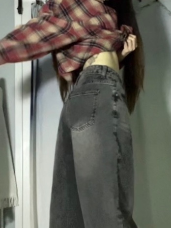 체크붐은 다시 돌아왔고.. 그레이 데님은 뗄 수 없는 관계