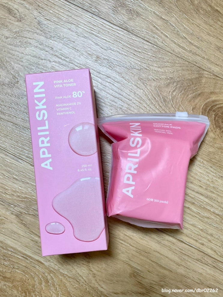 에이프릴스킨 피부 하얘지는 핑크알로에 비타토너 미백 토너 스킨팩 모찌스킨팩화장솜 사용후기