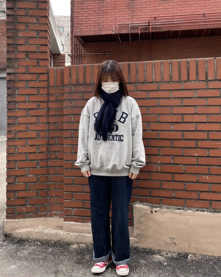 무신사 스위브 맨투맨 티셔츠 어디든 다 잘 어울려요!