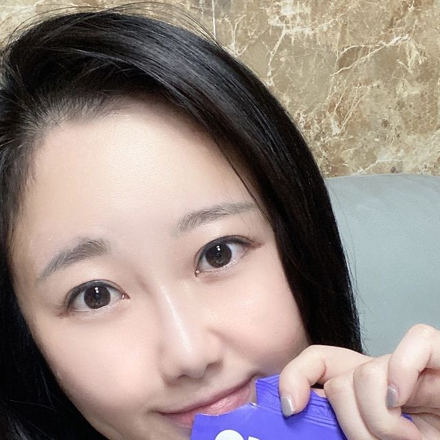 성해니 on Instagram: "#광고 #제품협찬 루업나인 휴식 음료🌙 고단했던 하루를 마무리하며 나를 아끼는 휴식 습관을 만들어보기 위해 챙기는 제품이에요😊 잠들기 30분 전 마시는 신개념 릴렉