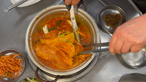 서울 왕십리역 한식 안주 술집 친구친구 실내포차