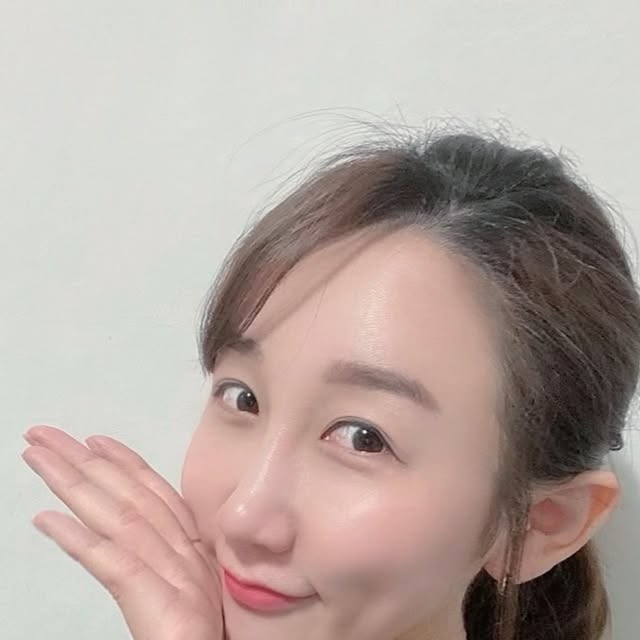 뷰스타 옥양❤️ #뷰티인플루언서 #운동하는여자 on Instagram: "#광고 우와! 오랫만에 올리브영에서 지름신 강림🙊 #투에이엔 색감 어쩔?!! ❤️❤️❤️ 이번 Blooming Garden컬랙션이 정원의