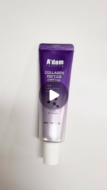 Daisy on Instagram: "#협찬

@beautyadam_official 

요즘 제 피부 고민 1순위 👉 팔자주름 & 눈가주름 케어!
배우 정시아 크림으로 집중 케어 시작했어요✨

✔ 팔자주름 96%, 눈가주름 27%, 피부탄력 3.3% 개선 임상완료!
✔ 저분자 콜라겐 300Da라 피부 깊숙이 침투해 겉돌지 않고 속부터 탄력 채워주는 느낌👏
✔ 무려 10가지 펩타이드 성분이 들어 있어서 탄력 부스트 업!
✔ 저자극·민감성 피부 사용 적합 테스트 완료라 안심하고 바를 수 있어서 좋아요💙

촉촉한 보습은 판테놀 + 시어버터가 채워주고, 저는 얼굴 전체에 바른 후 팔자, 이마, 눈가 집중케어로 한 번 더 레이어링 해주고 있어요.

덕분에 피부가 매끈+탱탱해져서 동안피부 루틴으로 완전 정착😍

#아담공방 #콜라겐크림 #탄력크림 #크림추천 #바르는콜라겐 #팔자주름크림 #탄력케어 #펩타이드크림 #주름개선크림 #주름크림 #피부탄력크림 #화잘먹크림 #아담공방크림"