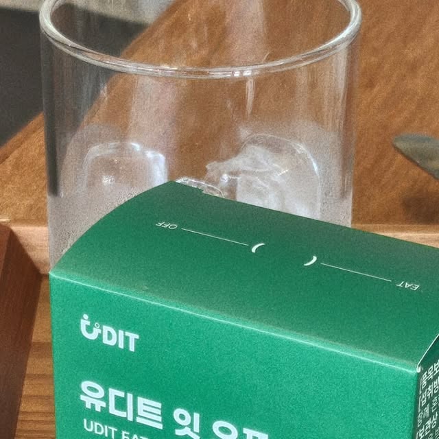 도희 on Instagram: "#광고 한국인 식습관 맞춤 케어 레시피 "유디트 잇오프"

다이어트의 가장 큰 문제점! 바로 식욕..!
불균형한 식습관으로 생긴 식욕이 가장 큰 문제인데요,
유디트는 불균형한 식습관으로 이어지는 식전 케어에 주목했어요!

✅ 프리미엄 인도산 [과라나]
✅ 체내 혈당상승 억제 특허 성분 [리듀코스]
✅ 핵심 특허 원료 5종 대나무수액추출물 · 산트에너지 뉴 · 프로바이오틱스 · 신바이오 · 비타민B6

체지방 관리부터 부족할 수 있는 비타민, 칼슘까지 채웠어요!
매일 2알로 가볍게 식전 루틴 만들어봐요!

#유디트잇오프 #다이어트식품 #혈당컷다이어트 #다이어트 #혈당다이어트"