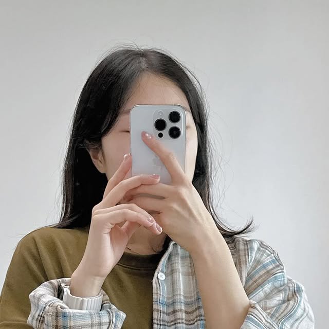 @hi_day22 on Instagram: "⠀
#광고
⠀
간절기 시작, 쌀쌀해진 날씨에
무심하게 툭 걸쳐주기 좋은
스탠다드에러 오버핏 긴팔 체크셔츠
⠀
@standarderror_official 과 함께하는
데일리룩의 완성, 무신사에서 만나보실 수 있어요!
⠀
📍87-STAN083 레트로 플레이드 오버핏 포켓 긴팔 체크 셔츠 스카이블루 M 👔
👉🏻https://www.musinsa.com/products/5087052
⠀
#스탠다드에러 #STANDARDERROR #남여공용셔츠 #셔츠 #셔츠추천 #긴팔셔츠 #오버핏 #체크셔츠 #간절기셔츠 #Shirt ​​
#CheckShirt #Long-Sleeved Check Shirt #빈티지셔츠 #패키지 #1+1패키지"