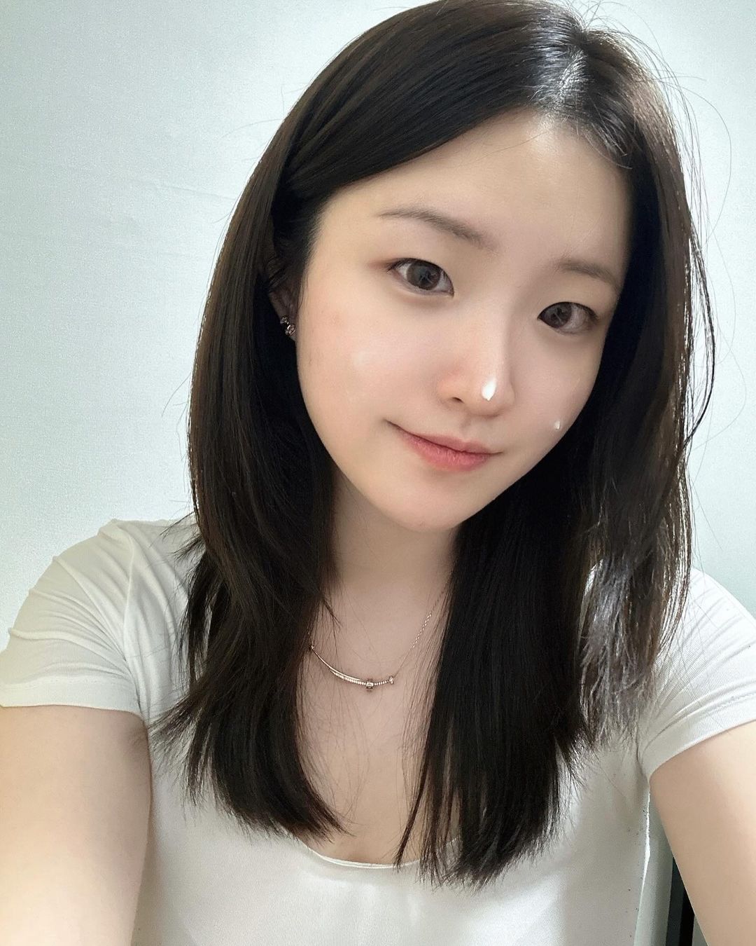 𝑯𝒂𝒆𝒍𝒊𝒏 | 강남 에스테틱 에서 사용하는 셀레피덤 데일리 로션 ! 에스테틱에서 하는 마지막 관리를 집에서도 사용할수 있어요 🩵 #수분로션 #수부지추천템 #수부지기초 #수부지로션 #저자극로션 #온가족로션 #에스테틱화장품 #허그유어스킨 #셀레피덤 #광고 #히알루론산 | Instagram