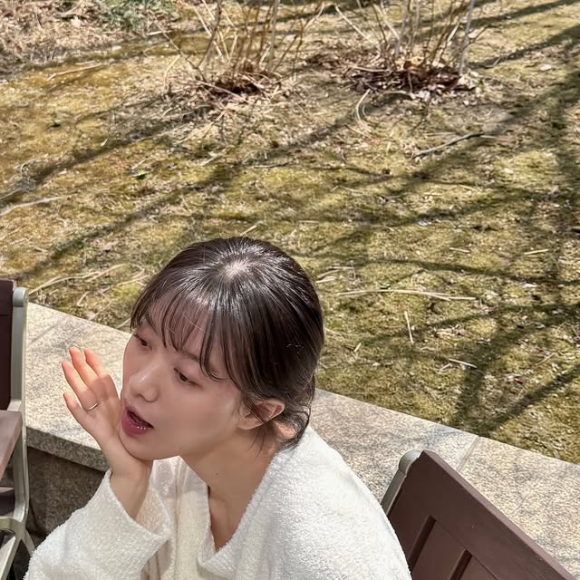 조심예진 on Instagram: "#광고 햇살 좋고 산책 좋고 부들부들 홈웨어 좋고 🫧 #fovere#fovere_officail#포베레#홈웨어#잠옷#파자마#피팅모델#여배우"