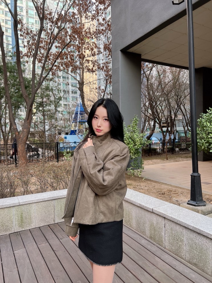 봄 가을 무드 치트키, 아이러니포르노 레이싱 바이커 스웨이드 자켓 카키 착용 후기