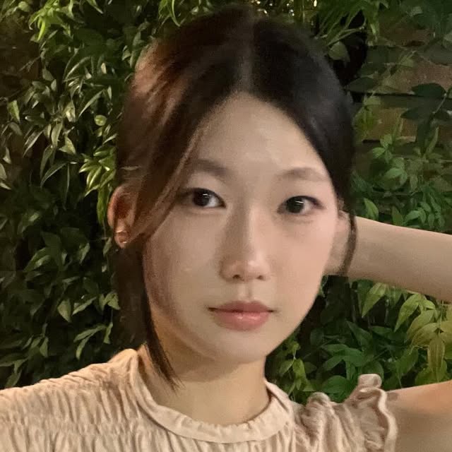 담희 on Instagram: "#광고 @2an_official 기획 세트 구성도 다양하고 할인까지 해서 가격도 부담 없이 구매 가능한 투에이엔💗 새로운 메이크업 제품 찾고 있다면 투에이엔!! 올리브영 단독