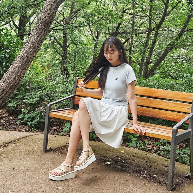 데일리웨어 크롭티 WOOALONG 우알롱 반팔티 25SS 신상