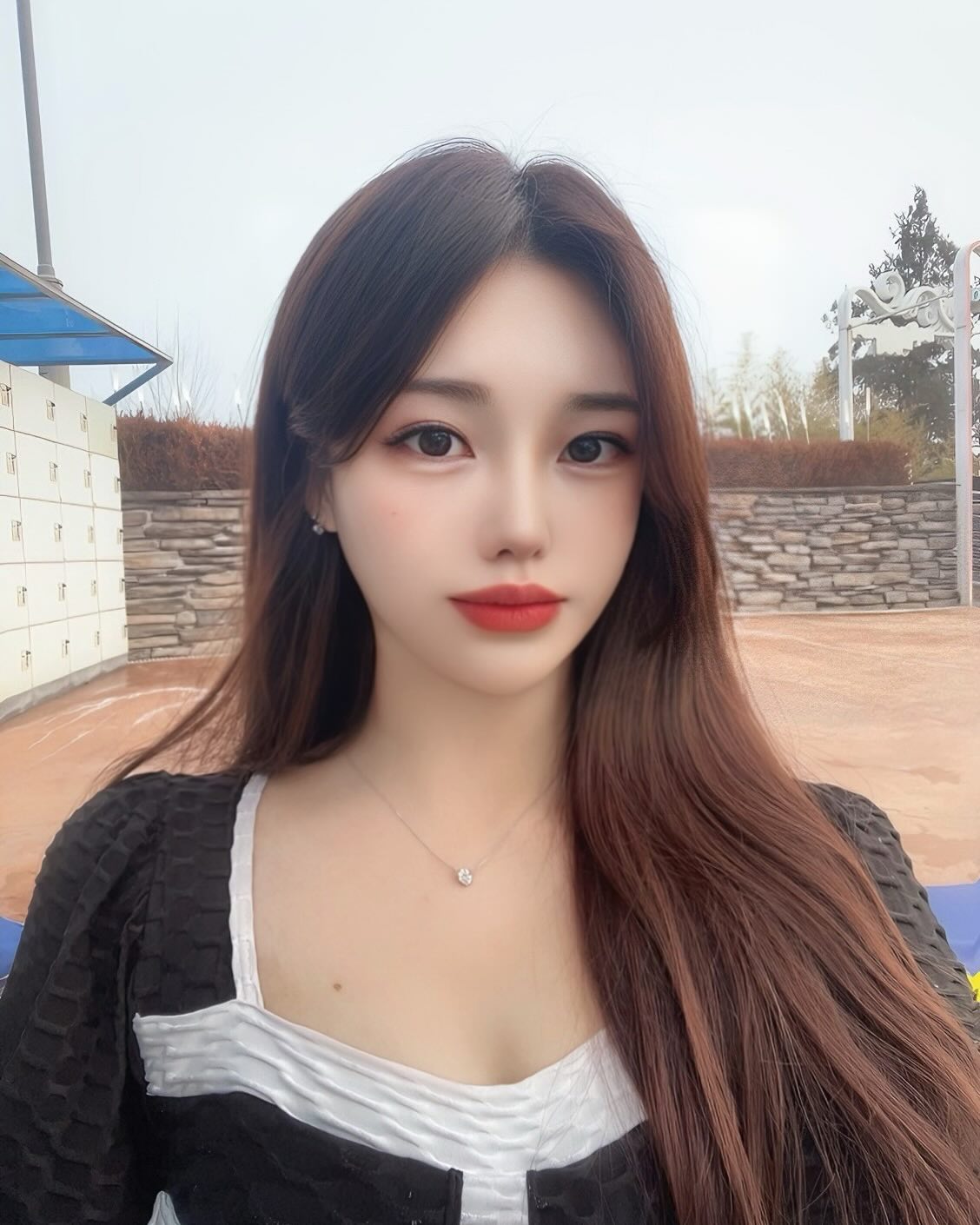 온천수로 사계절 이용가능한 프리미엄스파 “파라다이스 스파도고”
낮엔 물놀이 밤엔 분위기 있는 나이트스파
아침엔 온천대욕장까지 이용가능하고
유수풀&파도풀&온천&사우나&아쿠아바
지루할 틈이 없는 스파도고🩵

서울에서 1시간 반 밖에 안걸리는 서울근교 온천수영장 🚗

또륵... 날 다시 보내주오...

#파라다이스스파도고 #충남아산 #아산온천 #충남온천 #캐빈파크 #스파도고 #아산여행 #서울근교온천 #여행다녀왔습니다