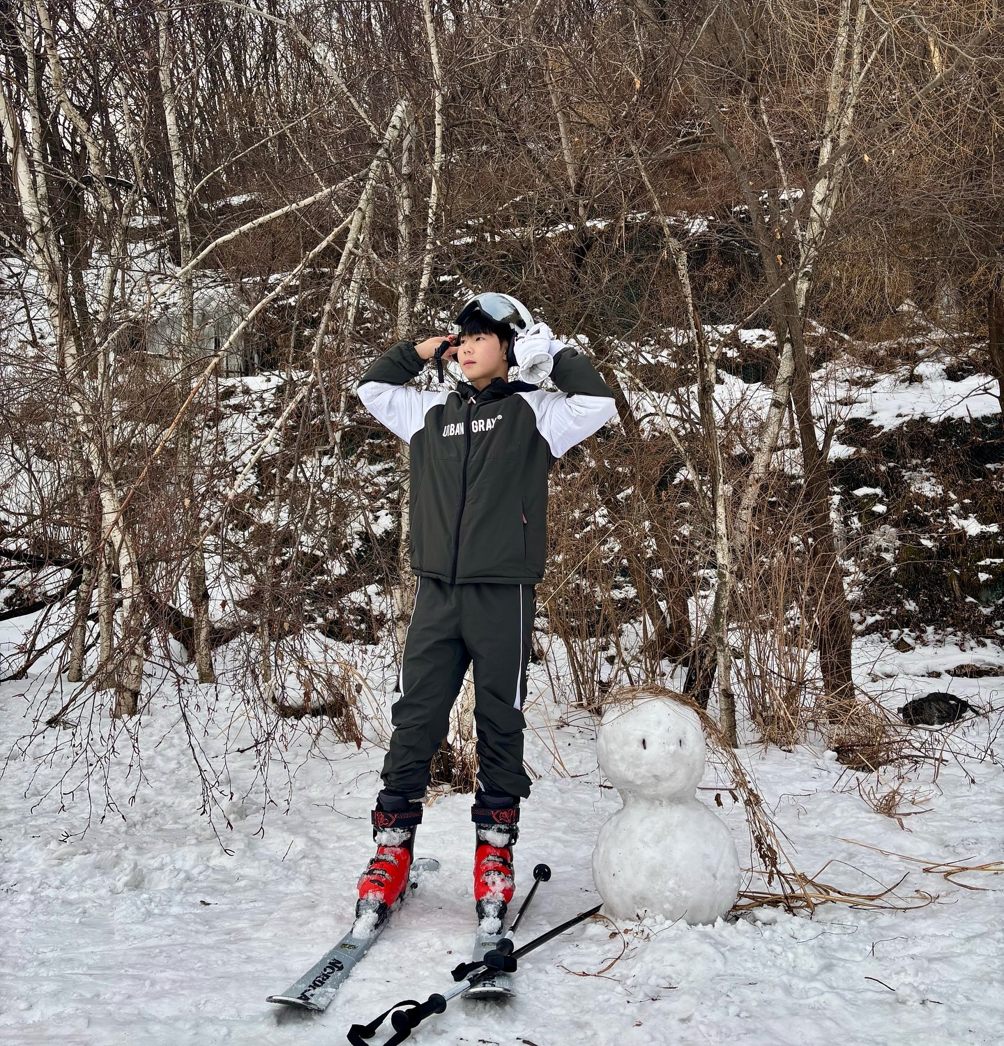 똑똑 나랑 눈사람 만들래? ☃️
.
.
.
#스키 #스키장 #체대생 #트레이너