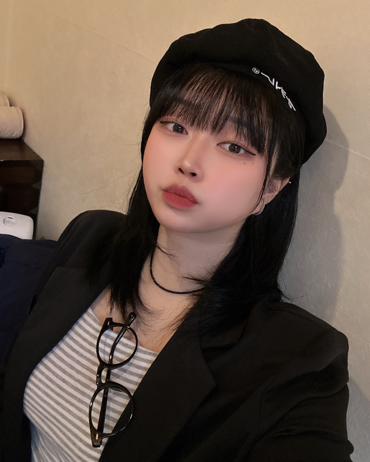 recontainer_official 
포인트 너무 이쁜거 아니냐며 (⁎⁍̴̀﹃ ⁍̴́⁎)♡
핏도 넘 귀여움 ㅜ 

#광고 #무신사 #리플레이컨테이너 #replaycontainer #newsboycap #뉴스보이캡 #모자추천 #겨울모자