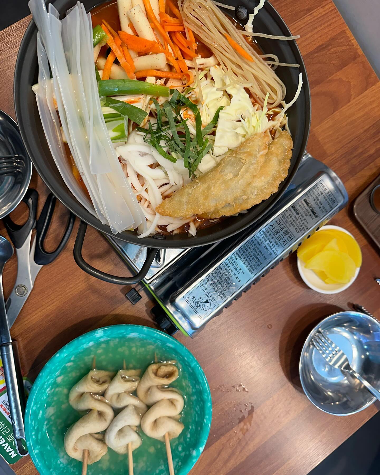 #협찬 ✔[양주]떡볶이 행성
✅옥정역 로제비앙 메트로파크 아파트 상가에 위치한 양주 즉석떡볶이 맛집
✅기본구성에 야끼만두, 라면사리, 쫄면, 떡, 오뎅, 양배추, 양파, 당근 등등 다양하게 들어있음
✅신선하고 자극적이지 않은 맛
✅깔끔한 셀프바가 마련되어 있는 곳
✅가성비 좋은 양주 즉석떡볶이 맛집
✅영업시간 월~일 11:30~21:00(화요일 정기휴무)
📍경기 양주시 부흥로 2128 1층 26호
#양주맛집 #즉석떡볶이맛집 #양주즉석떡볶이맛집 #즉석떡볶이맛집추천#음식은사랑입니다💜 #일상 #일상스타그램 #먹팔해요 #먹팔맞팔 #먹팔러 #맛스타그램 #먹스타그램 #sohappy #eat #smile