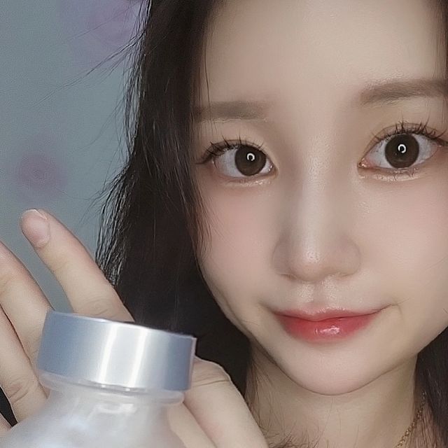 송이 on Instagram: "#광고 @sanga_pharm 캐나다 프리미엄 연어콜라겐 & 글루타치온 🩷 이제부터라도 내 피부 지켜!!!! 나이가 들수록 줄어드는 콜라겐 🌟 보충합시다! 🌟 피부 주름 및 장벽 개선 10