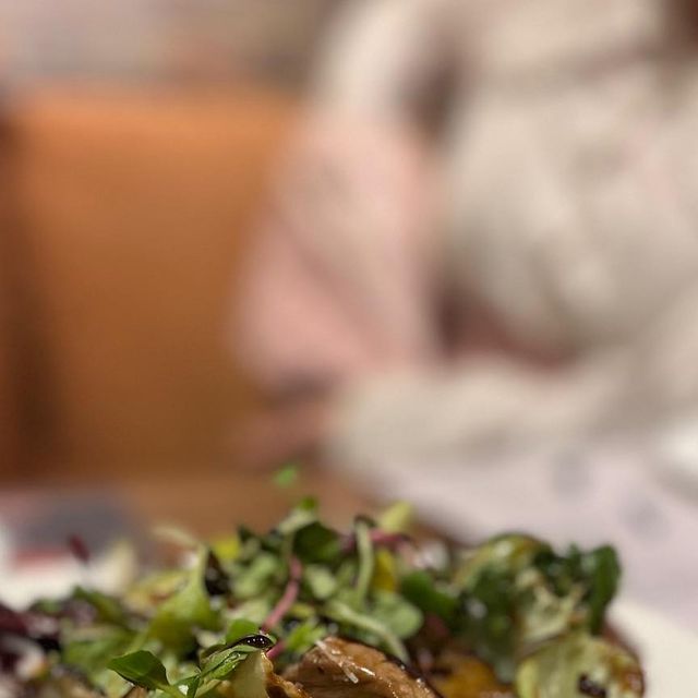 @vvvv.lee on Instagram: "가슴 속에 하나 줄 새겨지는 별을 이제다 못 하는 것은
쉬이 아침이 오는 까닭이요, 내일 밤이 남은 까닭이요.
아직 나의 청춘이 다하지 않은 까닭입니다.

-윤동주,별 헤는 밤

서울 모임
분위기잡고 룸 예약
대화는 늘 즐겁지! 다들 행복하기❤️

#비스트로미 #비스트로미서울역점 #서울역맛집
#데이트코스 #모임 #스테이크 #피자 #일상 #맥주
#먹스타맞팔 #좋아요반사"