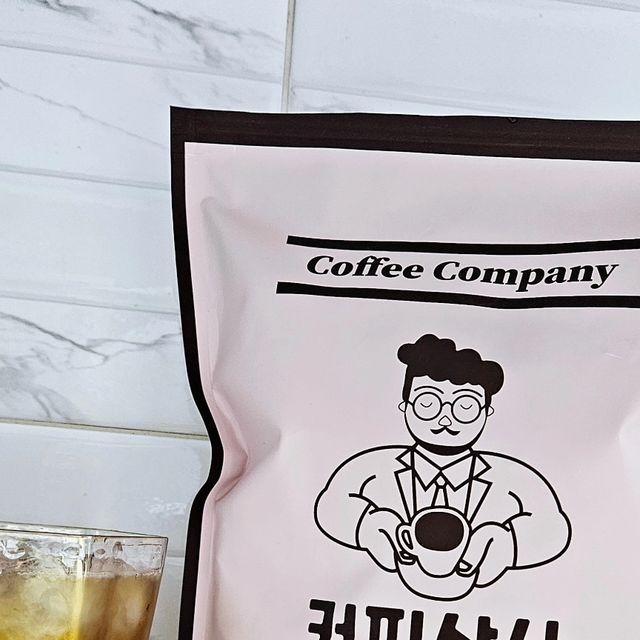 한별 (Garfield) on Instagram: "#협찬 #커피상사 @coffeesangsa 제가 좋아하는 커피상사의 제품입니다:) *휴식을 위한 맛있는 커피 '커피상사' 이번에 소개해드릴 커피상사의 신제품 ☕ 아침을 행복하