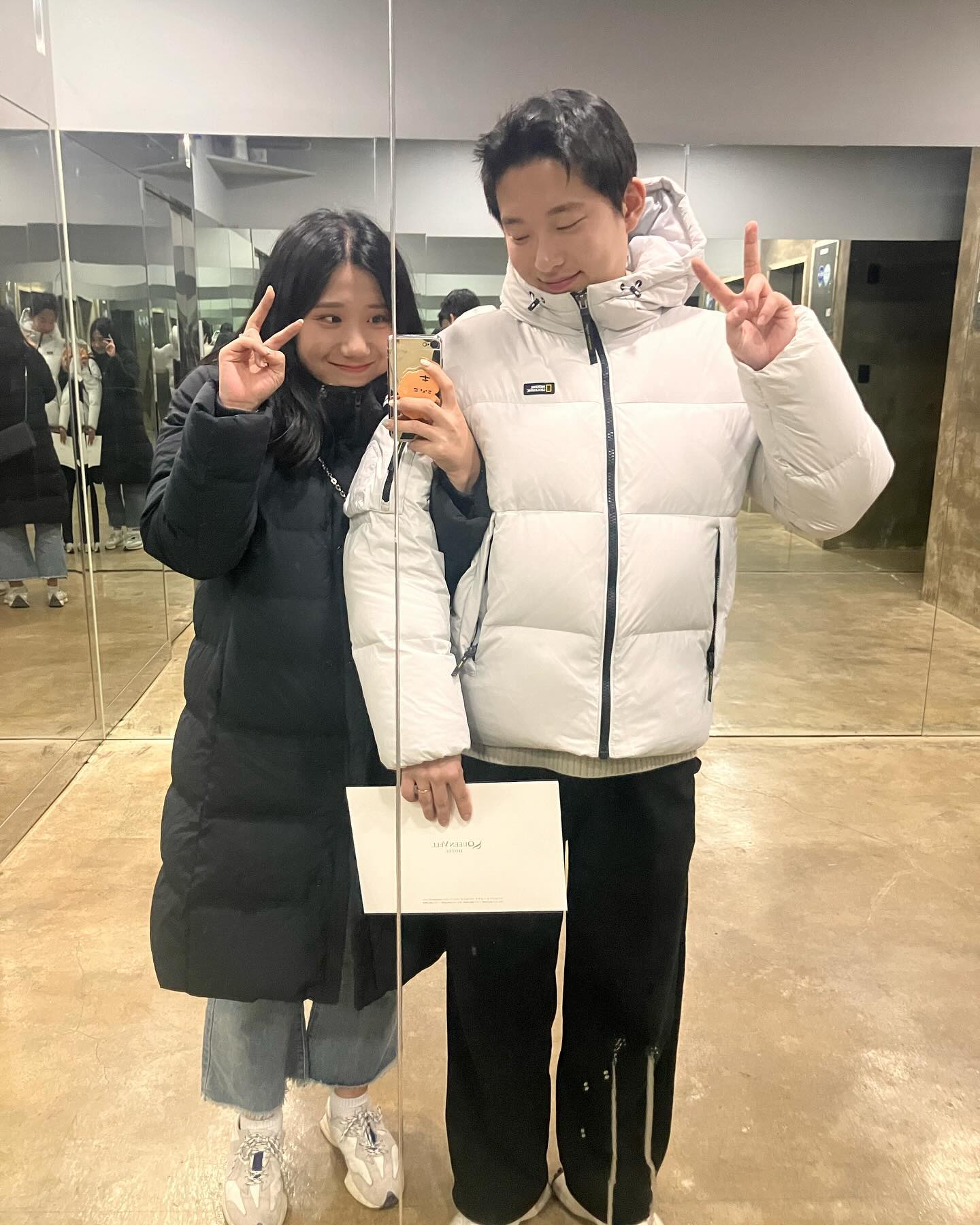 25년은 우리 해 ~! 햅삐하자 🐒❤️🦫
.
.
.
.
.
#20250101 #25년첫글 #일상 #daily #럽스타그램❤️