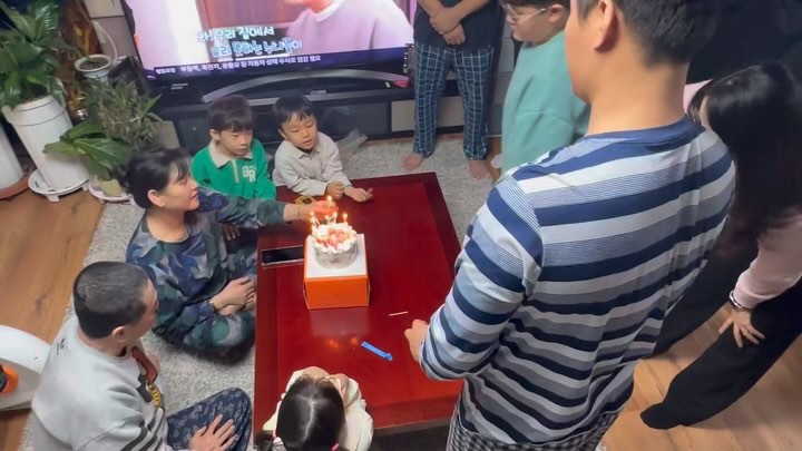 설날은엄마생신❤️ 
오징어게임.술놀이 무섭다🤣